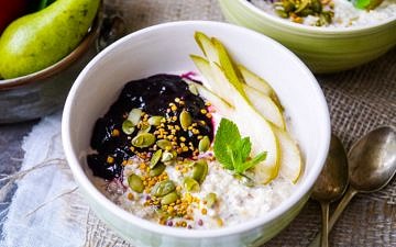 Ginger spiced apple bircher muesli is a healthy breakfast that's easy to make ahead. With a base of gluten free oats & chia, you can also make this dairy free. Recipe via wordpress-6440-15949-223058.cloudwaysapps.com