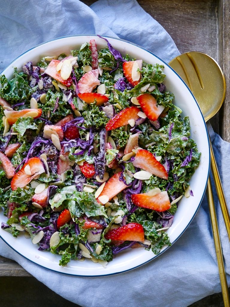 Review of Saffron Soul, a new cookbook by Mira Manek with 90 healthy vegetarian recipes from India. Plus, a bonus recipe for saffron and lime chia pots! Via nourisheveryday.com