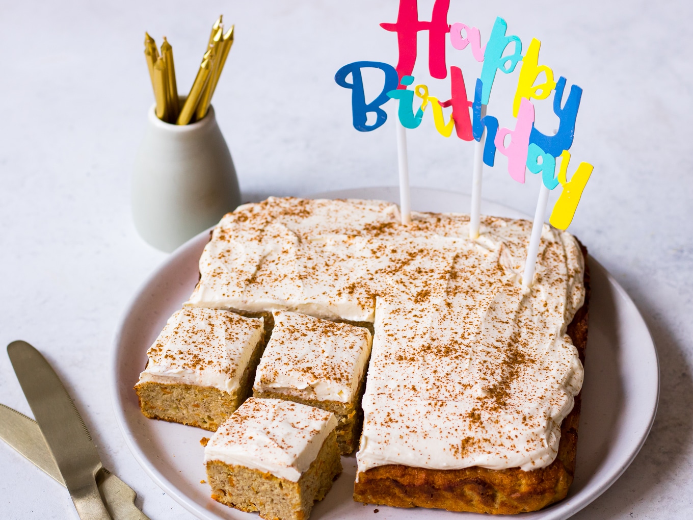 Banana Baby Birthday Smash Cake – Sugary & Buttery