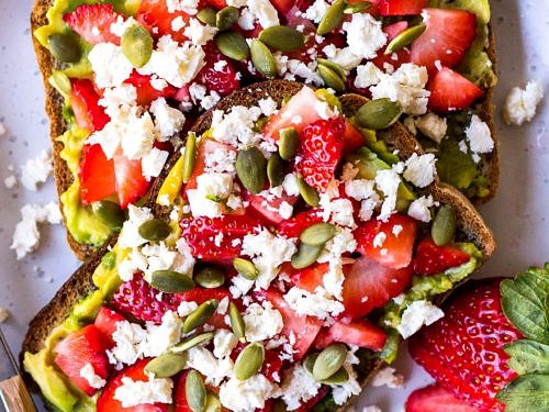 https://nourisheveryday.com/wp-content/uploads/2020/07/WEB1-Strawberry-Avocado-Toast-3-500x375.jpg